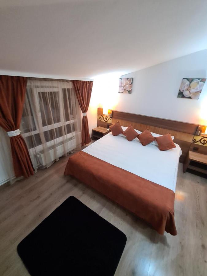 Bed and Breakfast Garsoniera Privata Бухарест Экстерьер фото