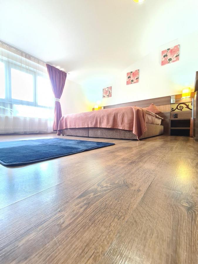 Bed and Breakfast Garsoniera Privata Бухарест Экстерьер фото